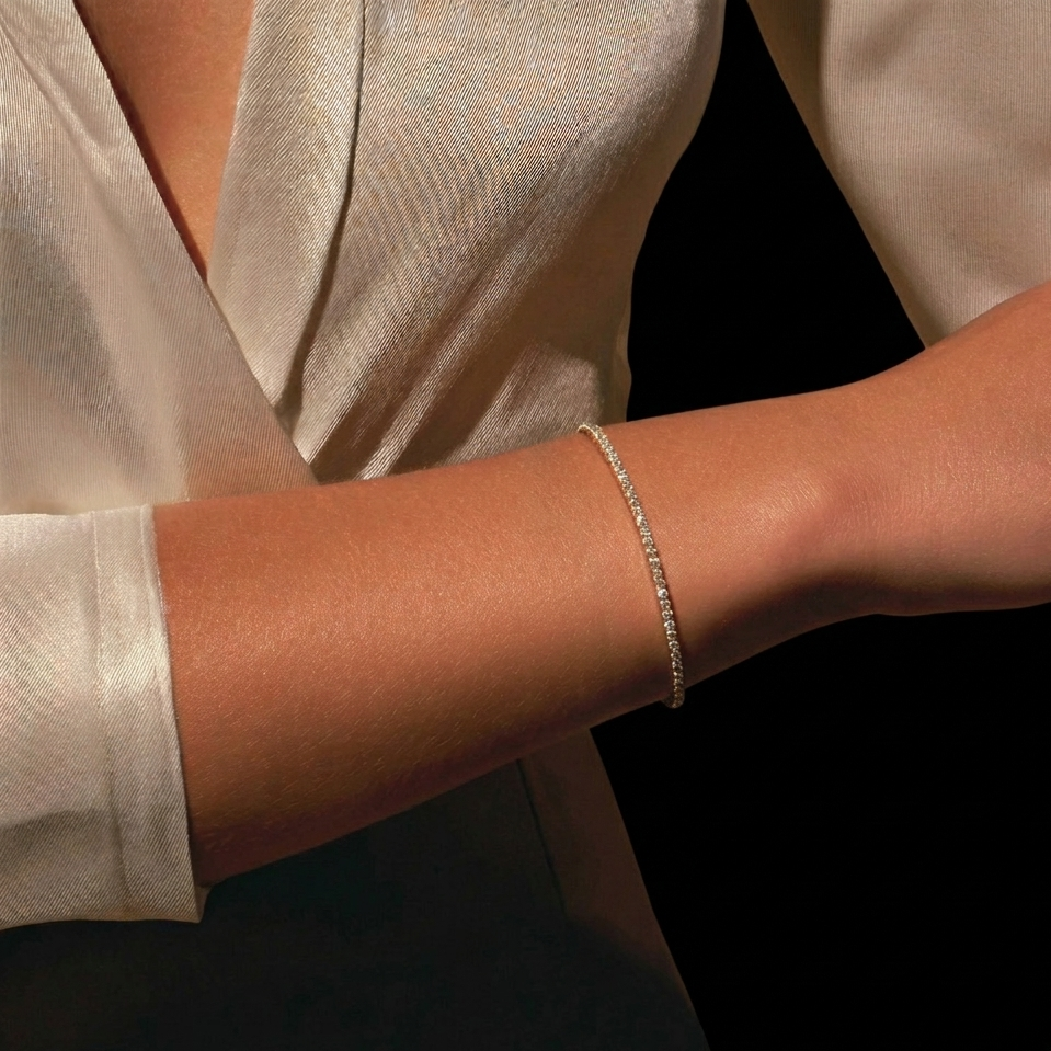 Silver vs Gold Tennis Bracelets: Which Is More Timeless?